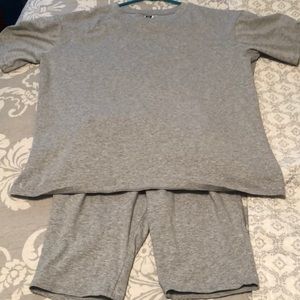 Gray shirt and biker short set